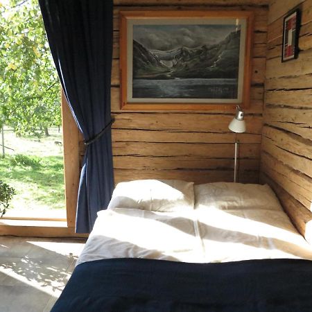 Hostal Mednieki Kalvene Krusati Exterior foto