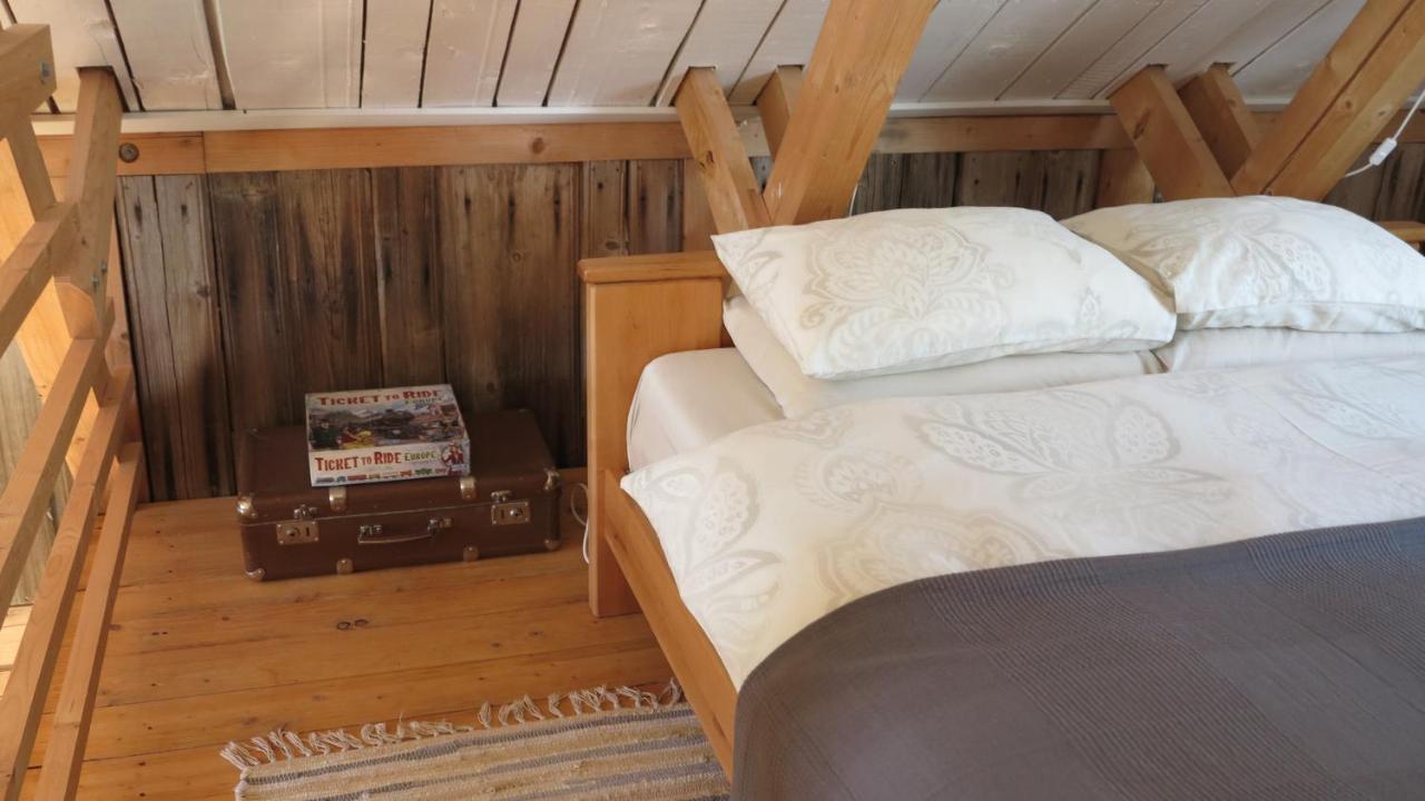 Hostal Mednieki Kalvene Krusati Exterior foto