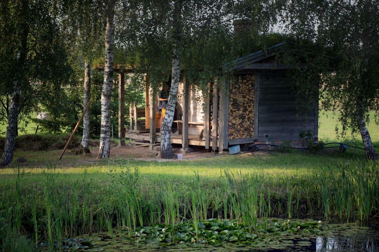 Hostal Mednieki Kalvene Krusati Exterior foto